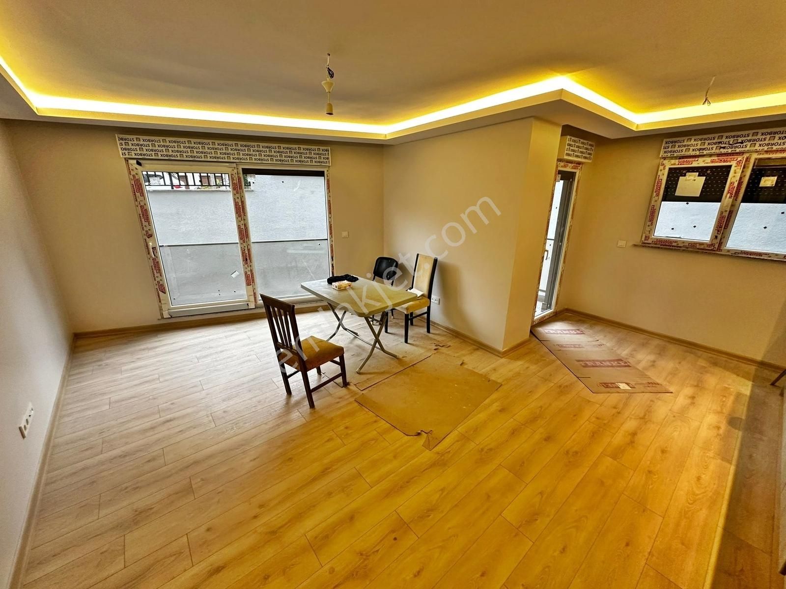 Yatırım'dan Çınar'da Bağdat Cad. Yakın Ara Katta Sıfır Lüks 2+1 - Görsel 4