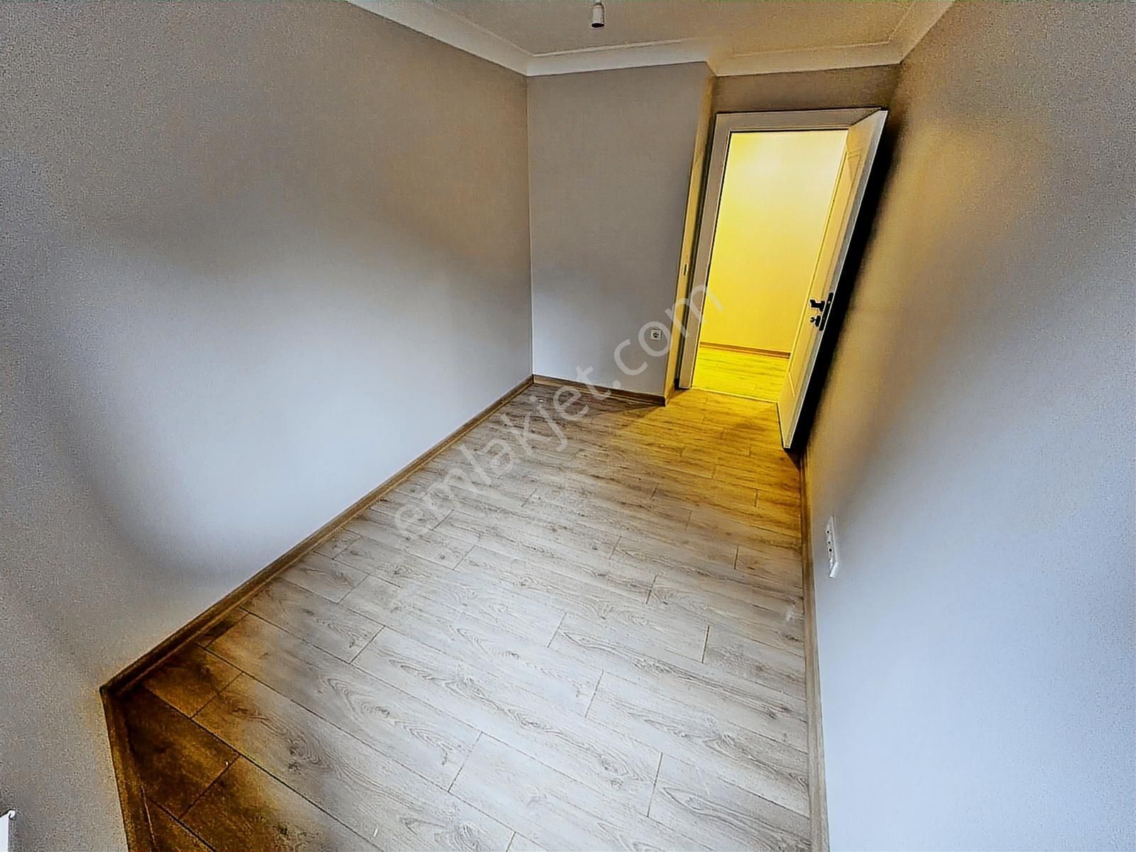 Yatırım'dan Çınar'da Bağdat Cad. Yakın Ara Katta Sıfır Lüks 2+1 - Görsel 28