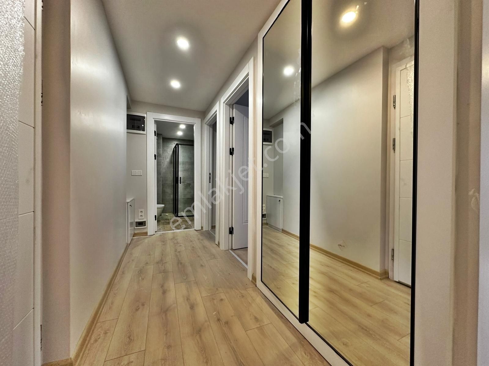 Yatırım'dan Çınar'da Bağdat Cad. Yakın Ara Katta Sıfır Lüks 2+1 - Görsel 27