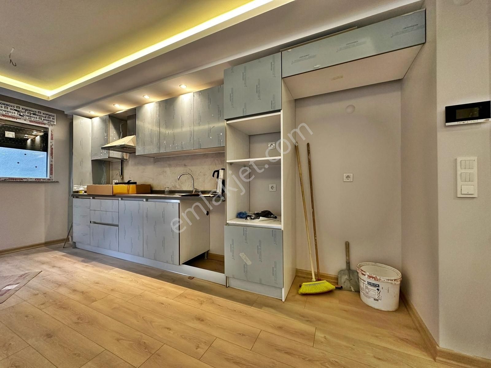 Yatırım'dan Çınar'da Bağdat Cad. Yakın Ara Katta Sıfır Lüks 2+1 - Görsel 10