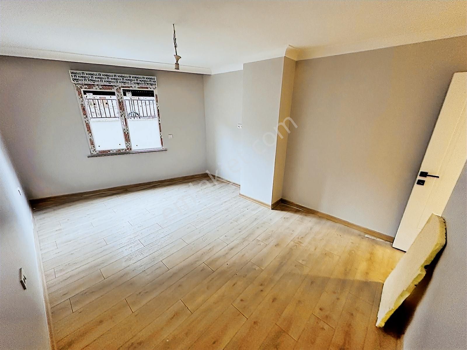 Yatırım'dan Çınar'da Bağdat Cad. Yakın Ara Katta Sıfır Lüks 2+1 - Görsel 11