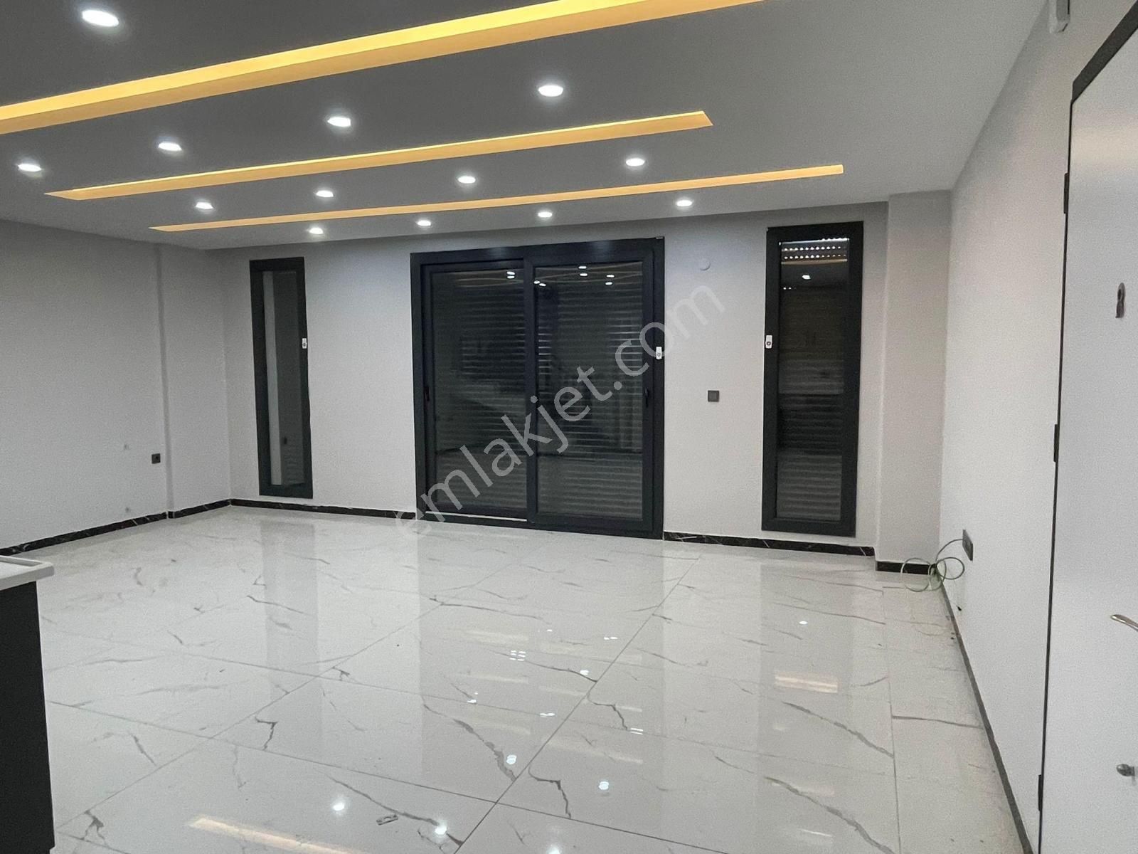 Efeler’de 4+1 Takasa Açık Lüks Villa - Görsel 12