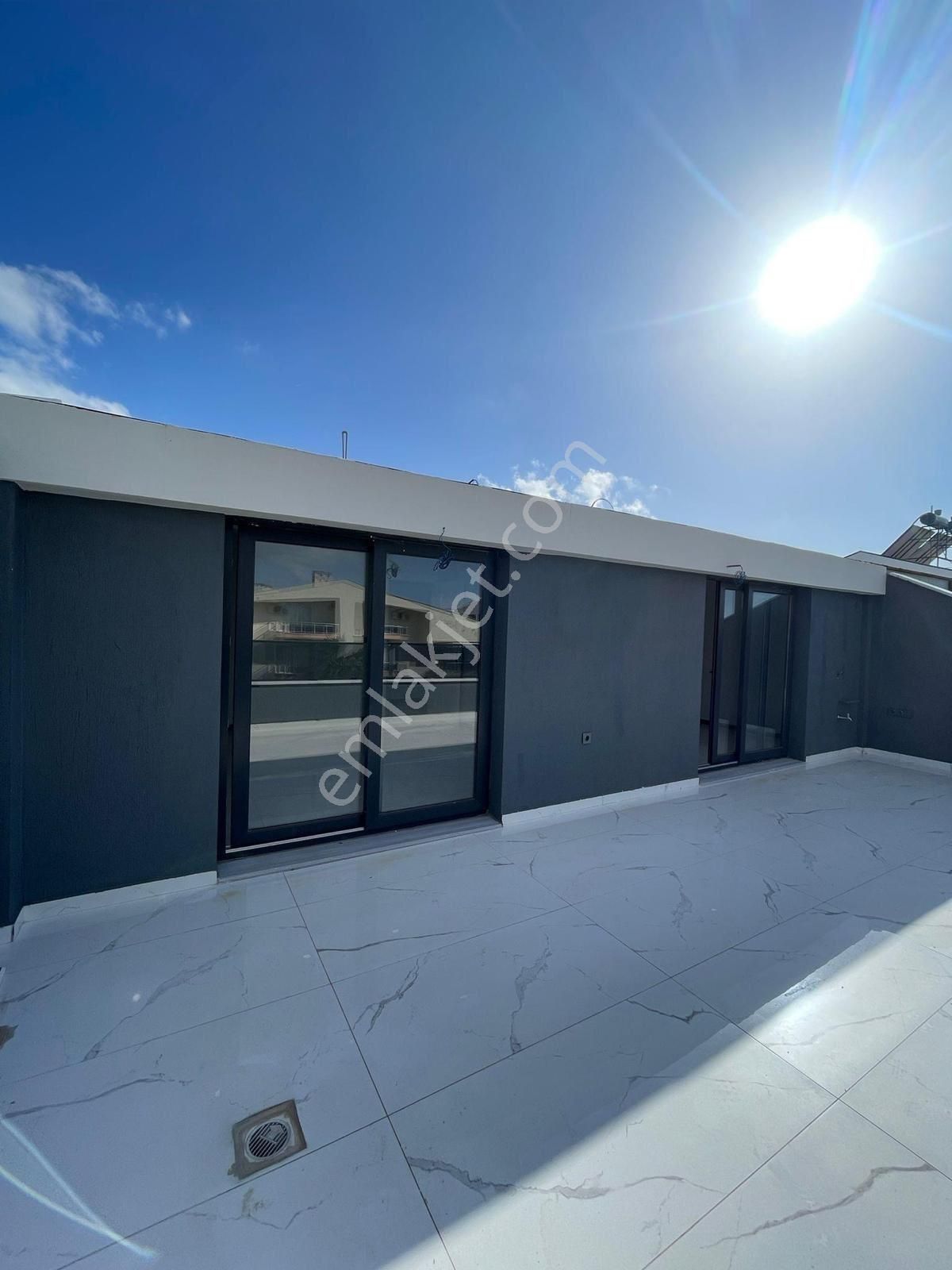 Efeler’de 4+1 Takasa Açık Lüks Villa - Görsel 15