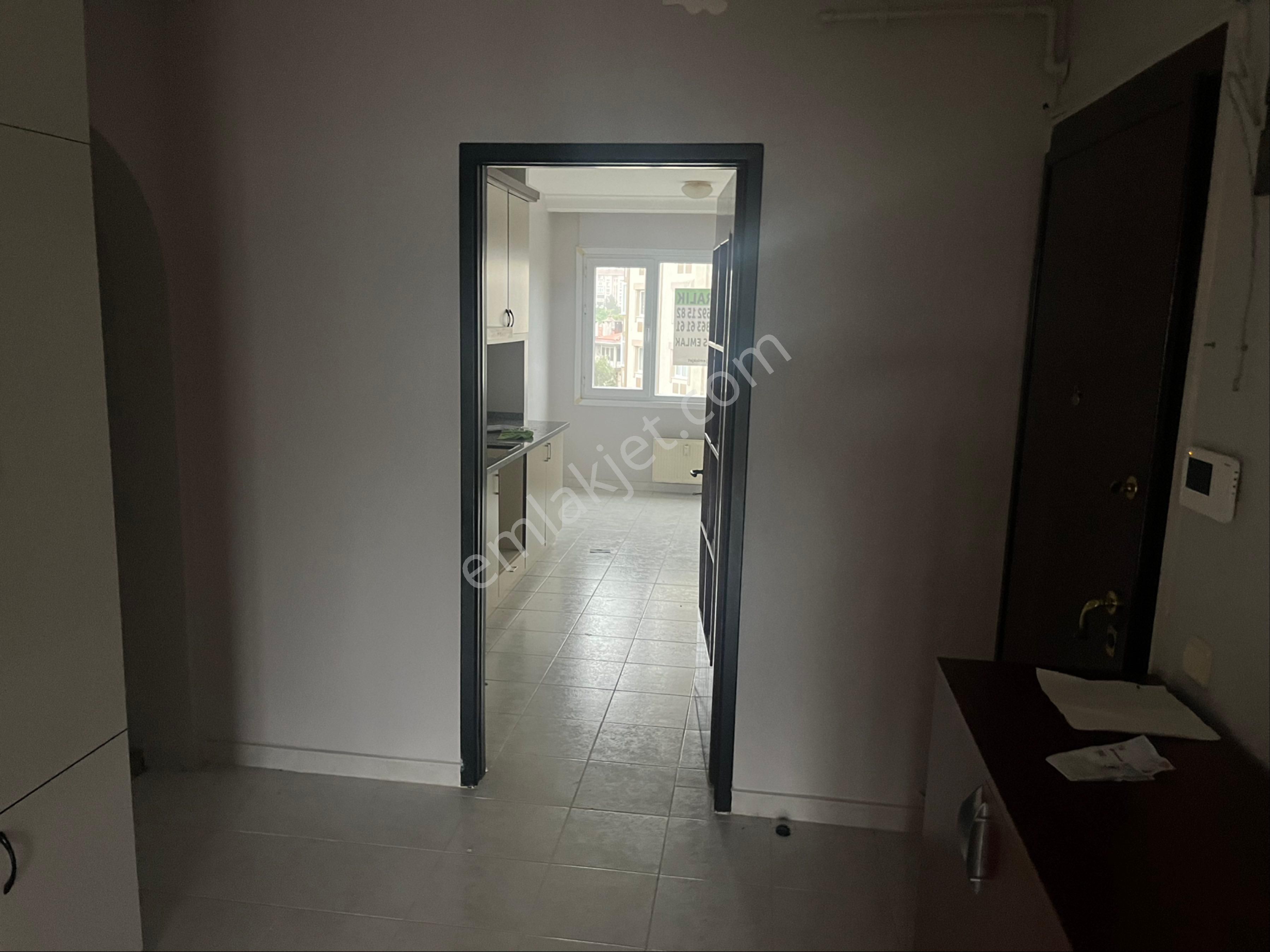 Emlak Bankası 5. Etap Kiralık 3+1 Daire - Görsel 17