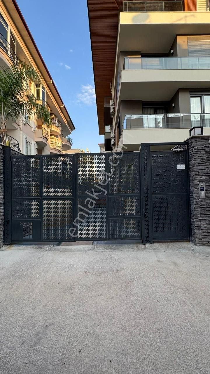 Alanya Oba’da Denize 450 Metre | Eşyalı 1+1 Daire - Görsel 14