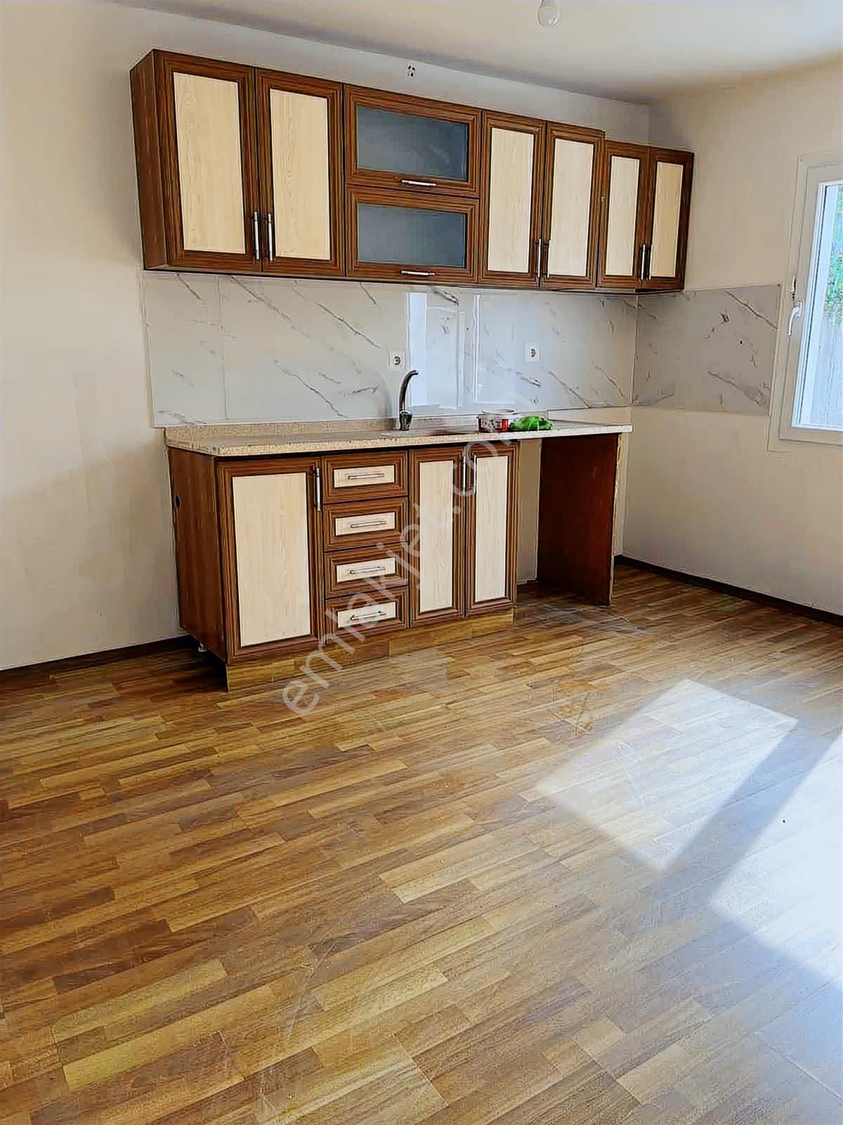 Prestijden Oturuma Hazır Müstakil Muhteşem Bahçeli Köy Evi - Görsel 12