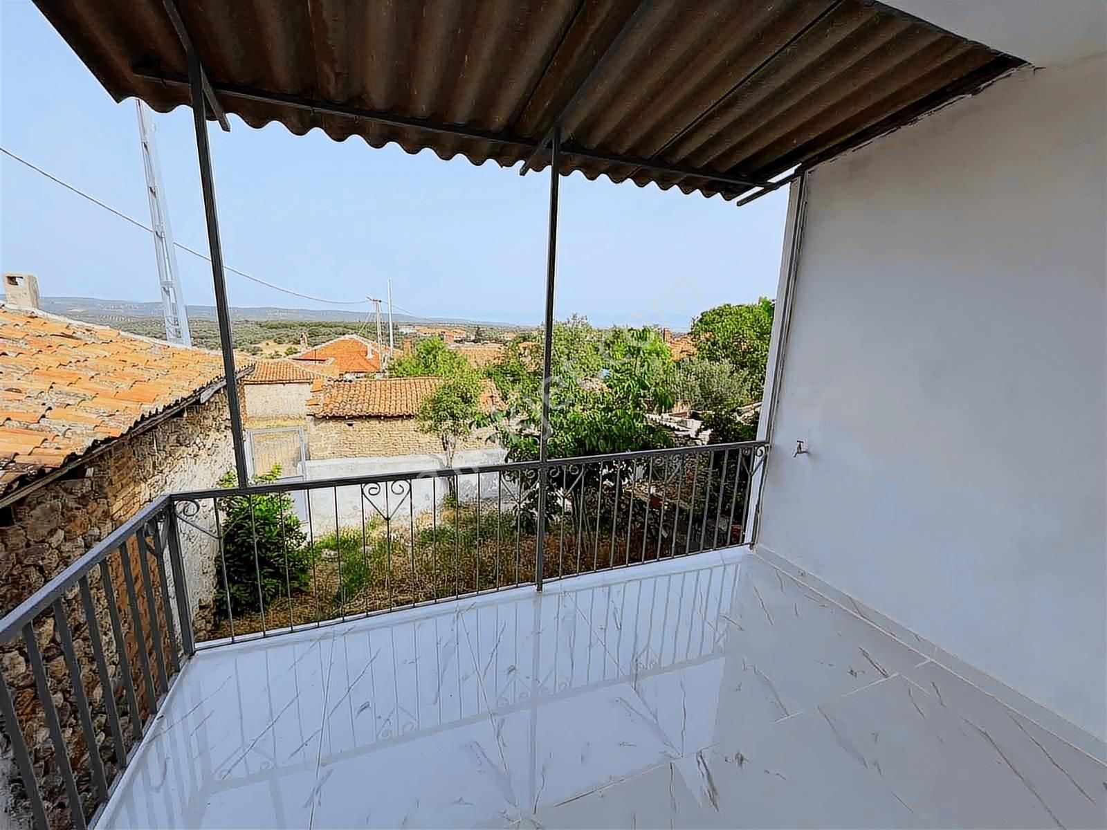 Prestijden Oturuma Hazır Müstakil Muhteşem Bahçeli Köy Evi - Görsel 3