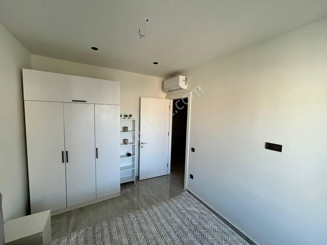 Alanya Oba Merkezde Şık Ve Konforlu 1+1 Daire - Görsel 13