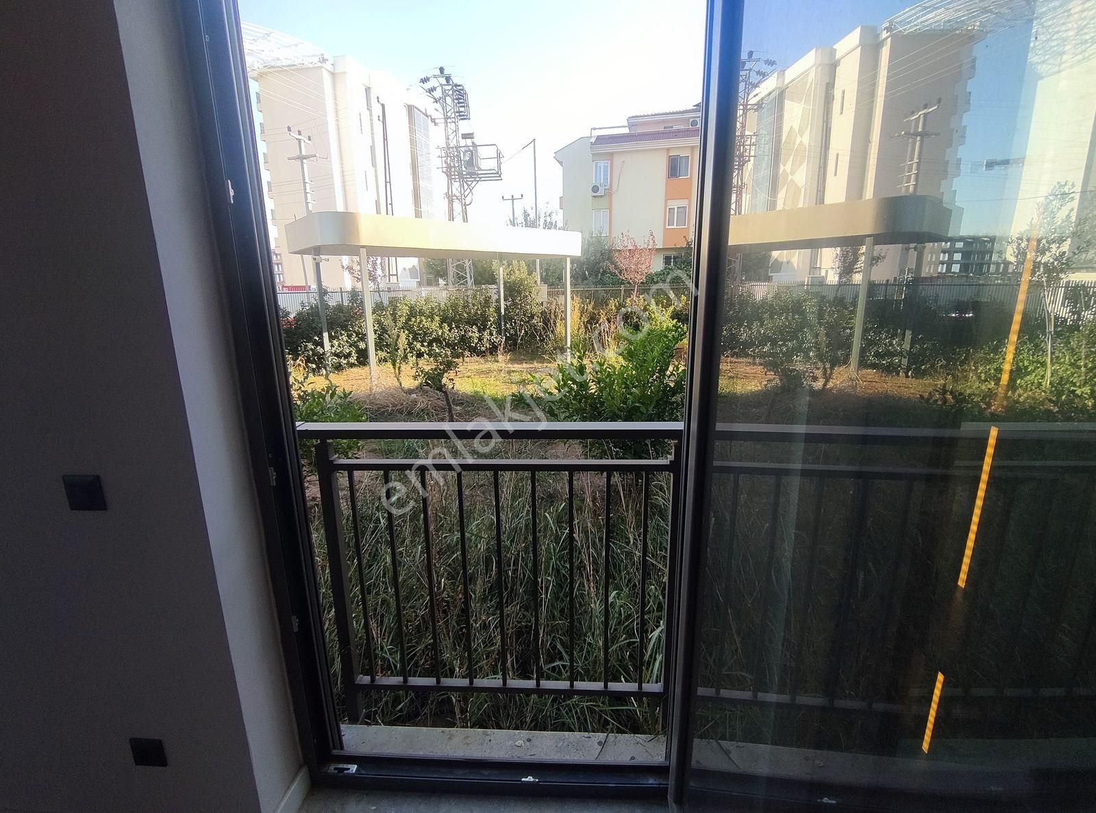 Antalya Altıntaş Mah. Bahçe Kullanımlı 100 M2 Satılık 2+1 - Görsel 6