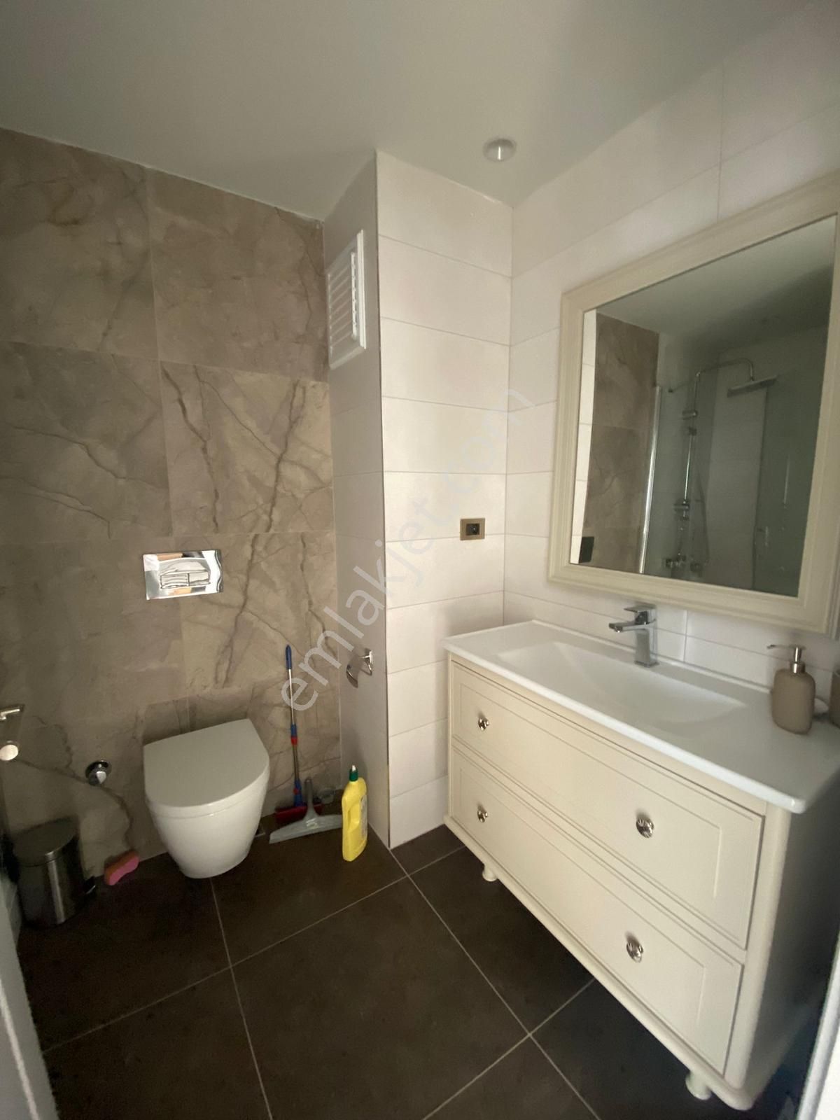 Fırst Avenua Beykent 1+1 Eşyalı-deniz Manzaralı Büyük M2 Daire - Görsel 15