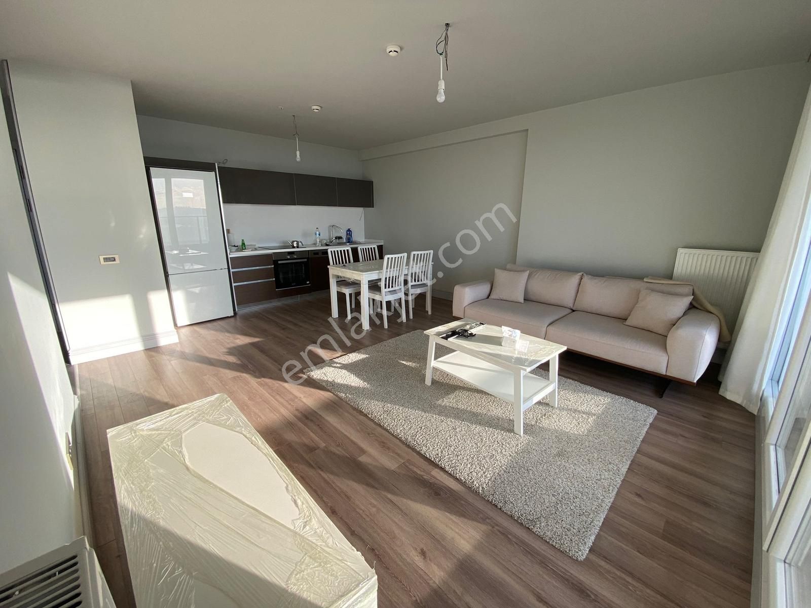 Fırst Avenua Beykent 1+1 Eşyalı-deniz Manzaralı Büyük M2 Daire - Görsel 10