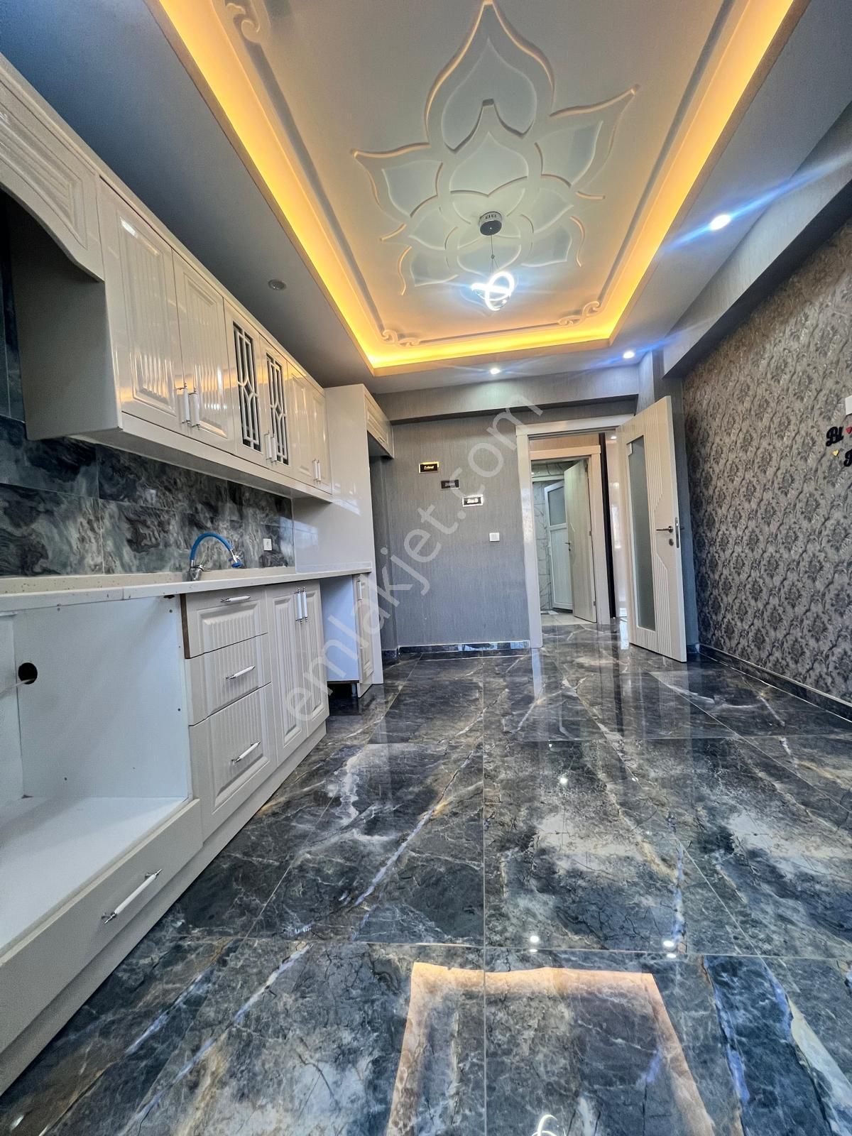 Mavi Emlak Tan Sacır (cüneyt) De Satılık 2+1 Full Bakımlı Daire 2.550.000 Tl - Görsel 10