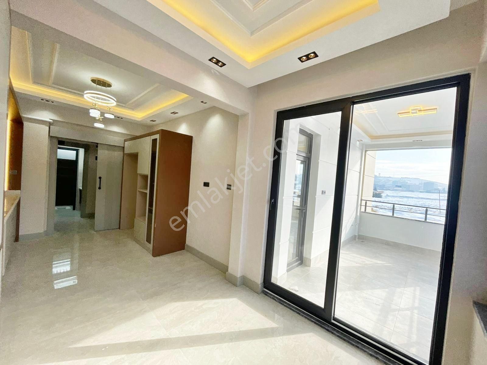 Göktürk'te Yemek Odalı Ebeveyn Bnayolu Şık Tasarım Ultralüx 2.5+1 - Görsel 5