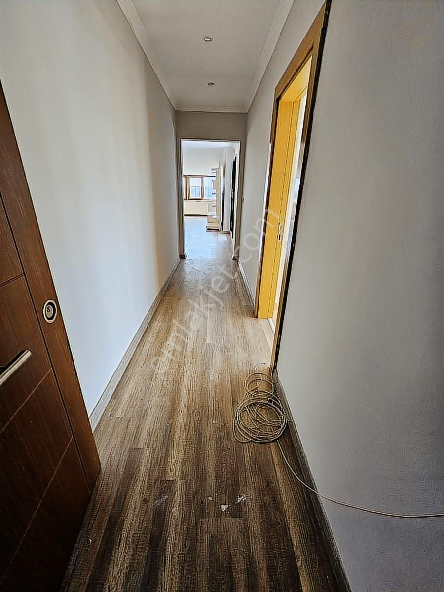 Şerifali Royal Residance Da Muhteşem Teraslı 1+1 Daire - Görsel 19