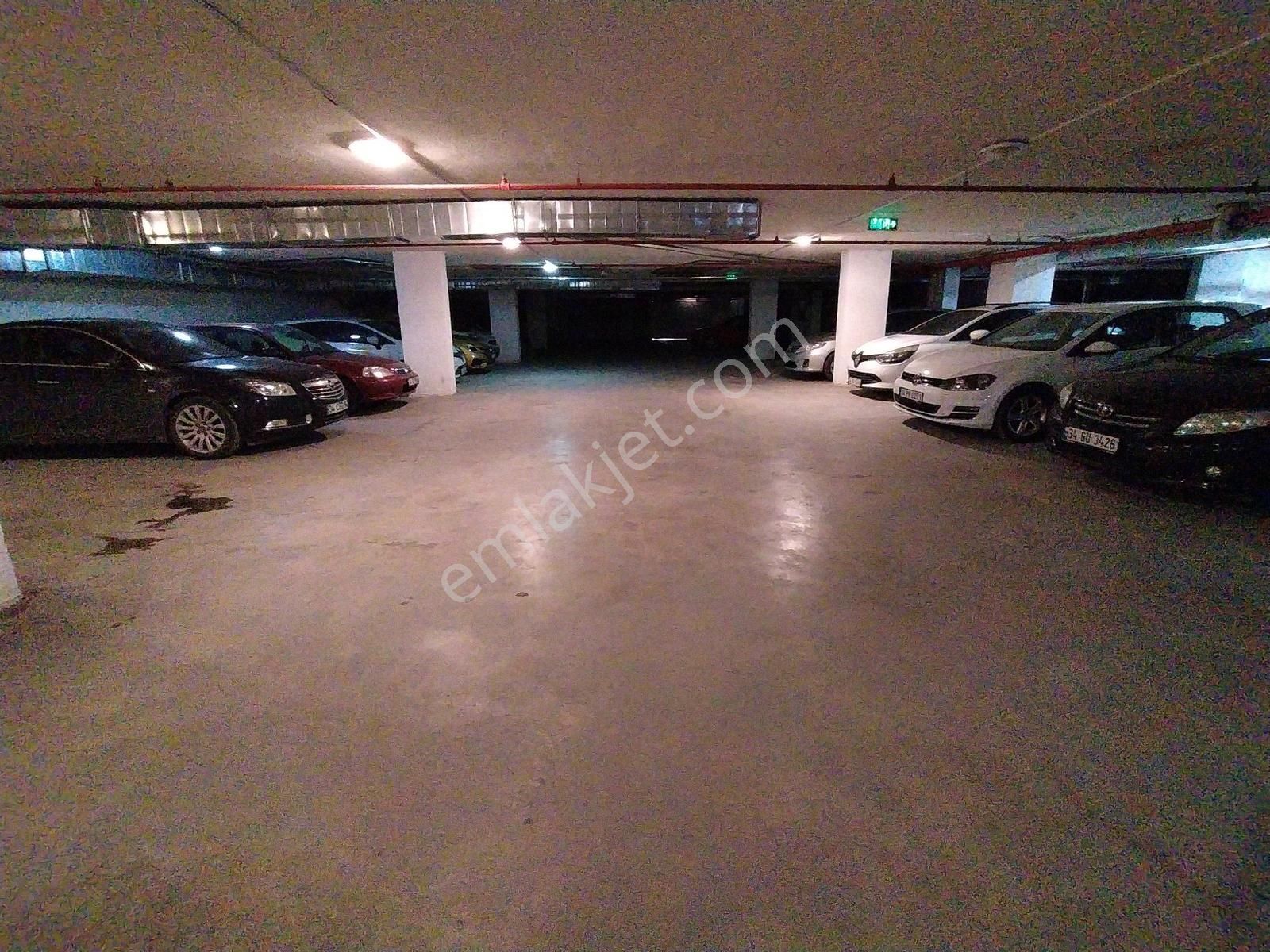 Şerifali Royal Residance Da Muhteşem Teraslı 1+1 Daire - Görsel 23