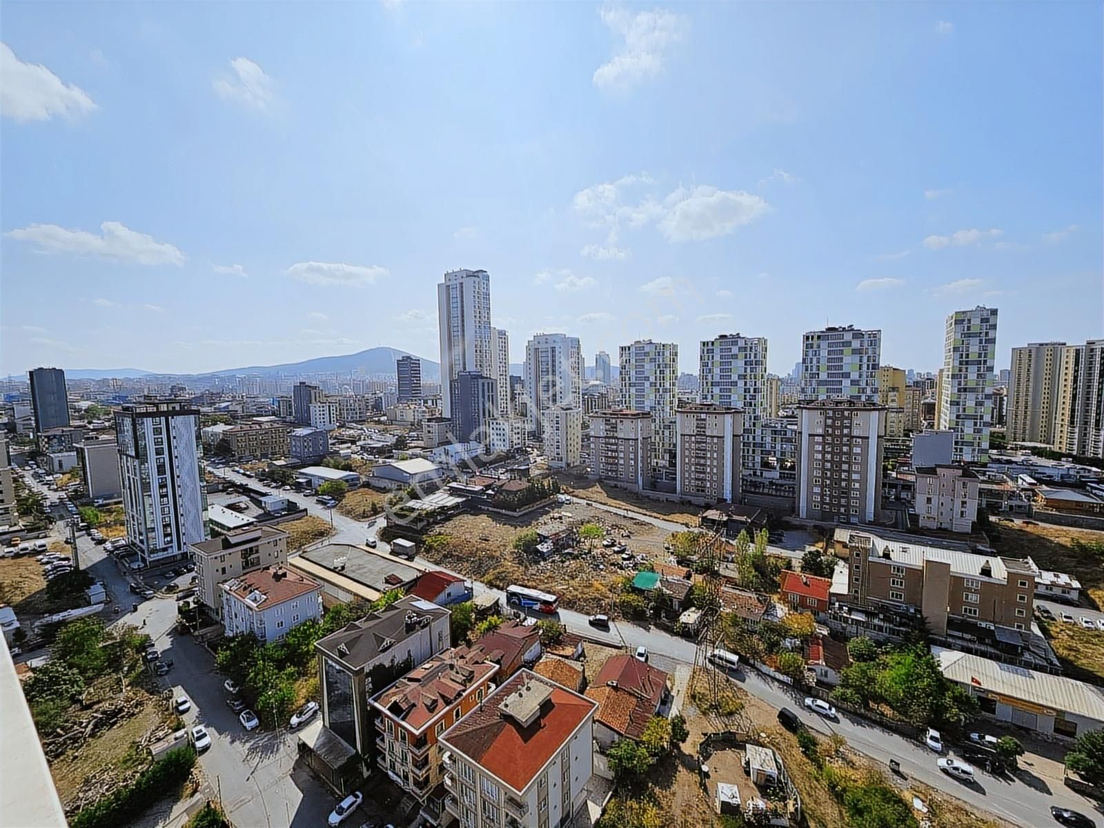 Şerifali Royal Residance Da Muhteşem Teraslı 1+1 Daire - Görsel 8