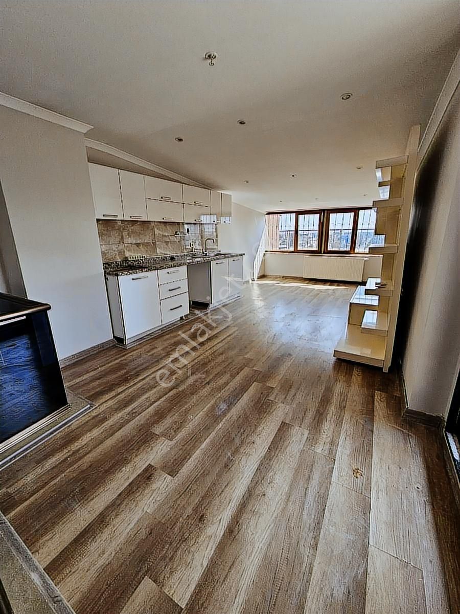 Şerifali Royal Residance Da Muhteşem Teraslı 1+1 Daire - Görsel 21