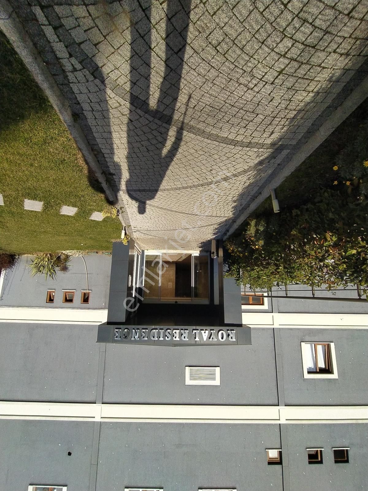 Şerifali Royal Residance Da Muhteşem Teraslı 1+1 Daire - Görsel 24