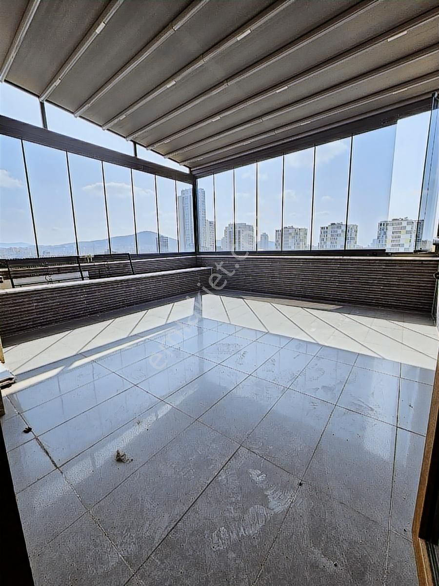 Şerifali Royal Residance Da Muhteşem Teraslı 1+1 Daire - Görsel 5