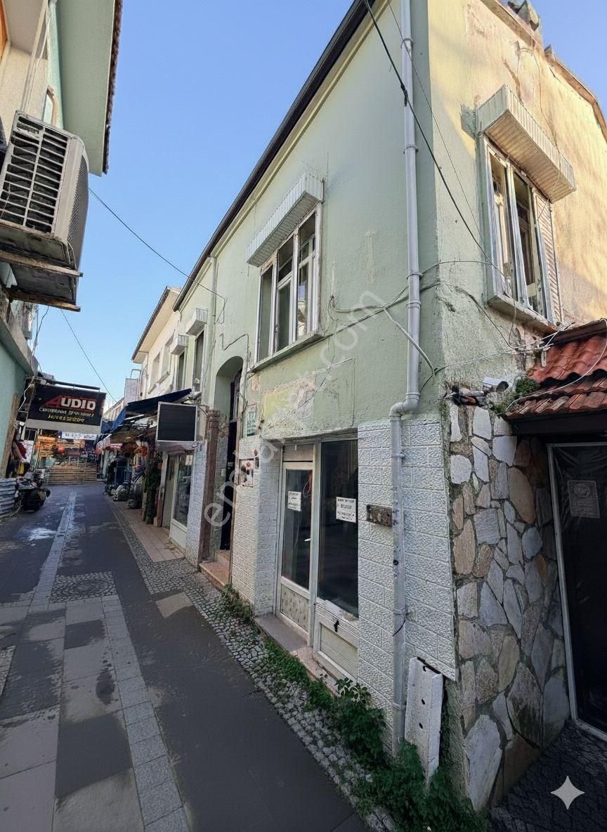 Ayvalık Çarşı Göbeğinde, Yüksek Ticari Potansiyelli Tescilli Rum Evi - Görsel 2