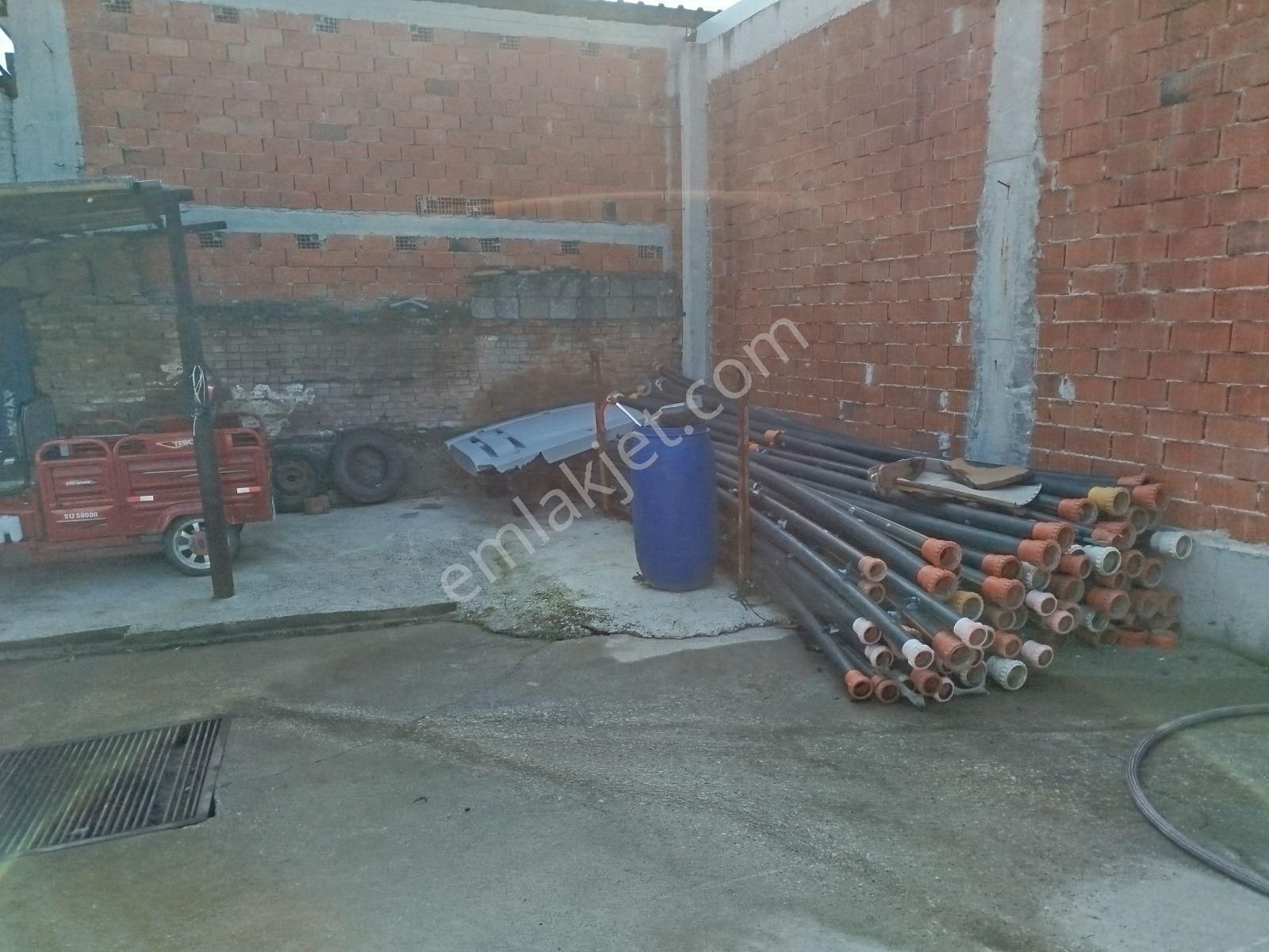 Köseler' De Köy İçi Satılık 3+1 Müstakil Ev Ve Arsası - Görsel 4