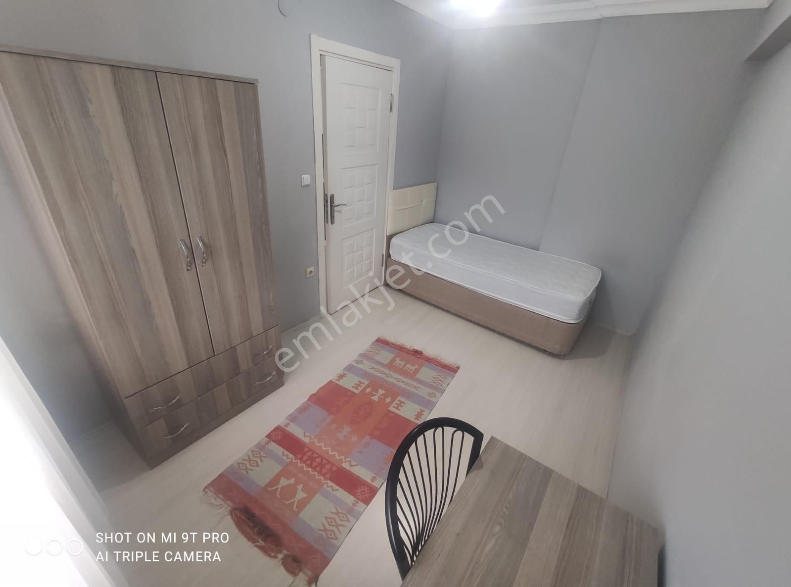 Serdivan K.paşada Tapu Yolu Üzerinde Kiralık Arakat Eşyalı Daire - Görsel 8