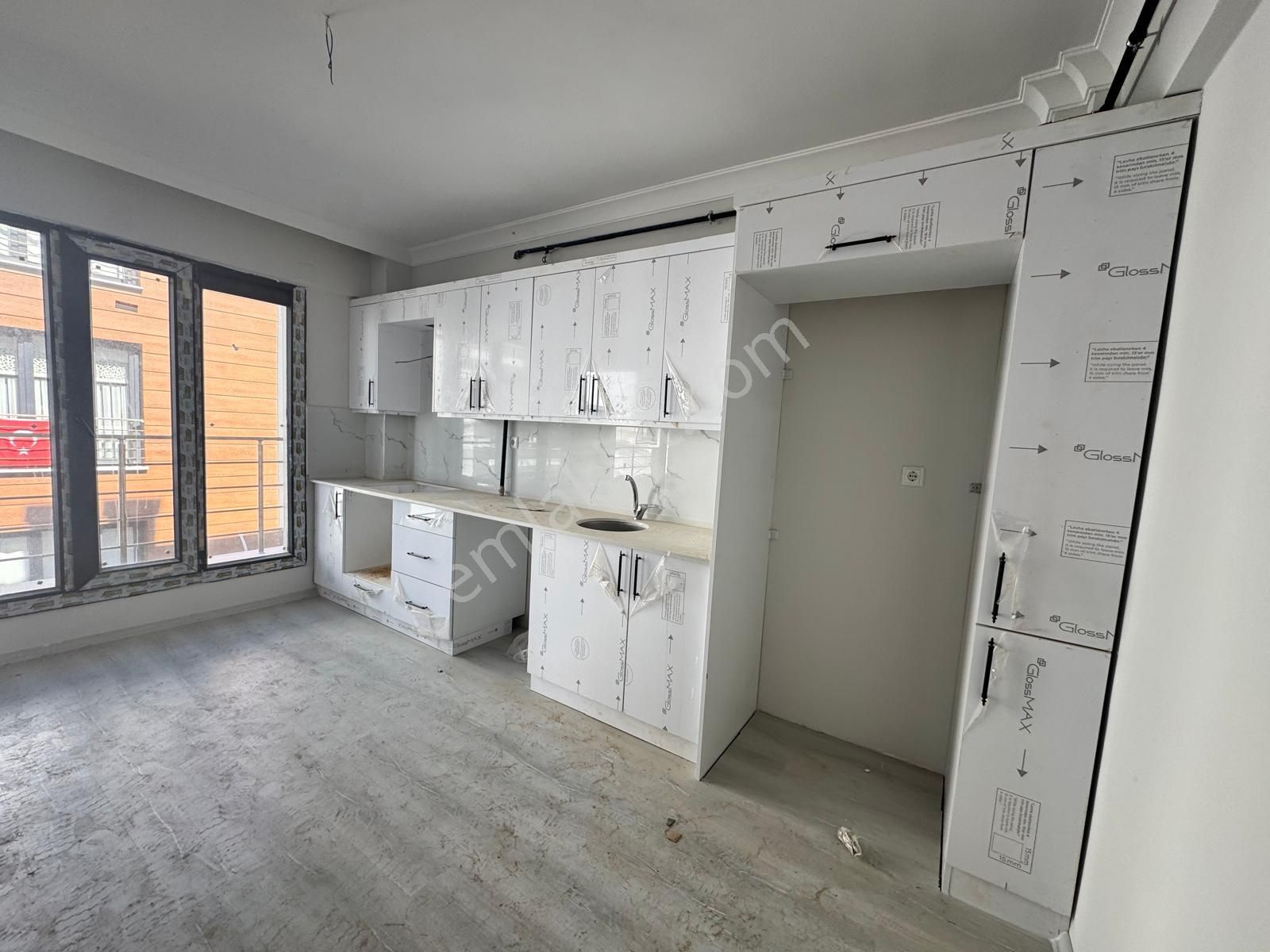 Atatürk Mah. Migros Jet Ara Sokağında 120 M² 2+1 Satılık Daire