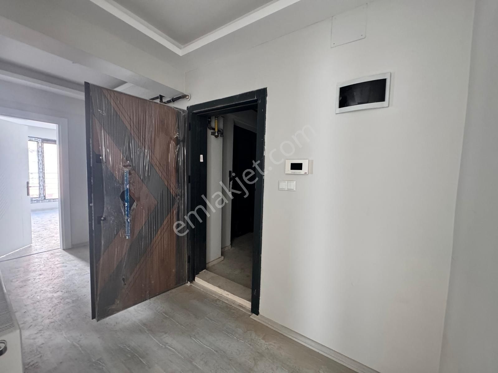 Atatürk Mah. Migros Jet Ara Sokağında 120 M² 2+1 Satılık Daire - Görsel 4