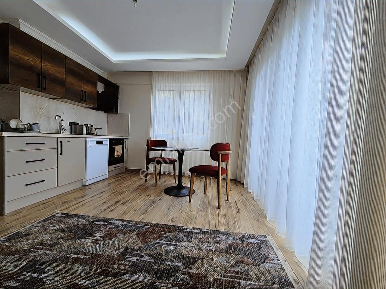 Taşyaka'da Orman Manzaralı Ön Cephe 1+1 Eşyalı Daire | Tekce - Görsel 3