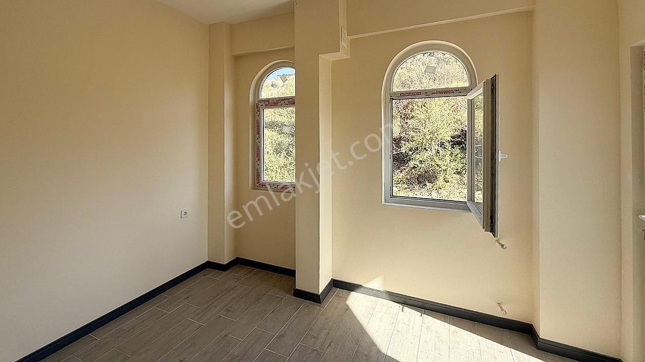 Kuşadası Davutlar'da Cazip Fiyatlı Yarı Müstakil Villa | Tekce - Görsel 2