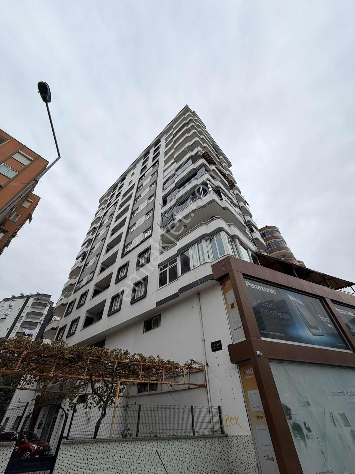 Total'den M.bulvar Groseri Yanı Geniş Oturumlu Lüx Daire !!!