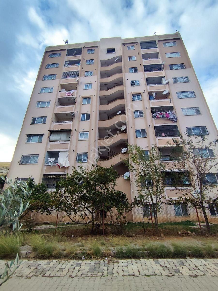 Kozan Gayrimenkul'den Güneri Toki'de 3+1 Kombili Klimalı Daire