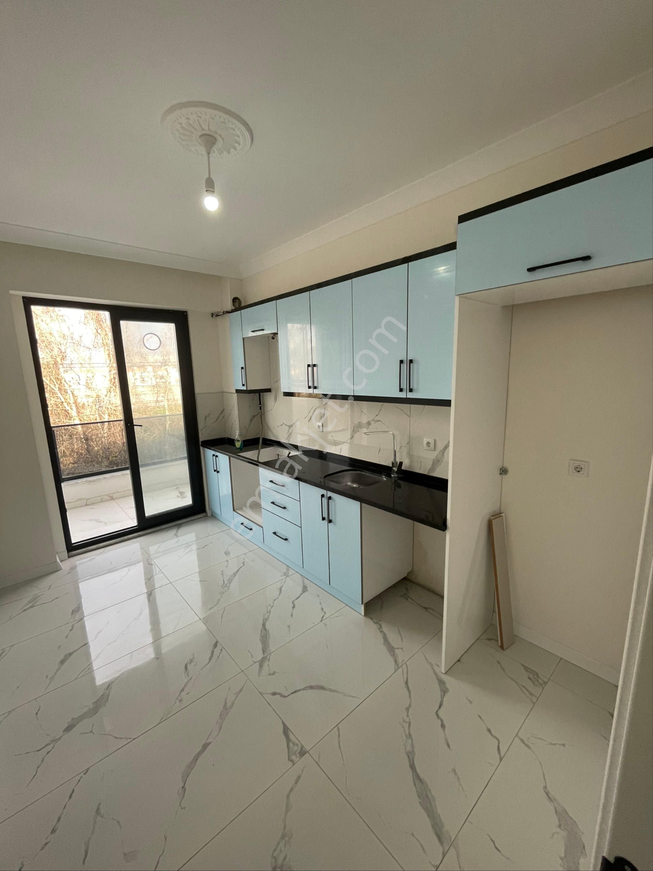 Emlakçe G Y M'den Fatih Mahallesinde Satılık 3+1 Lüks Daire - Görsel 2