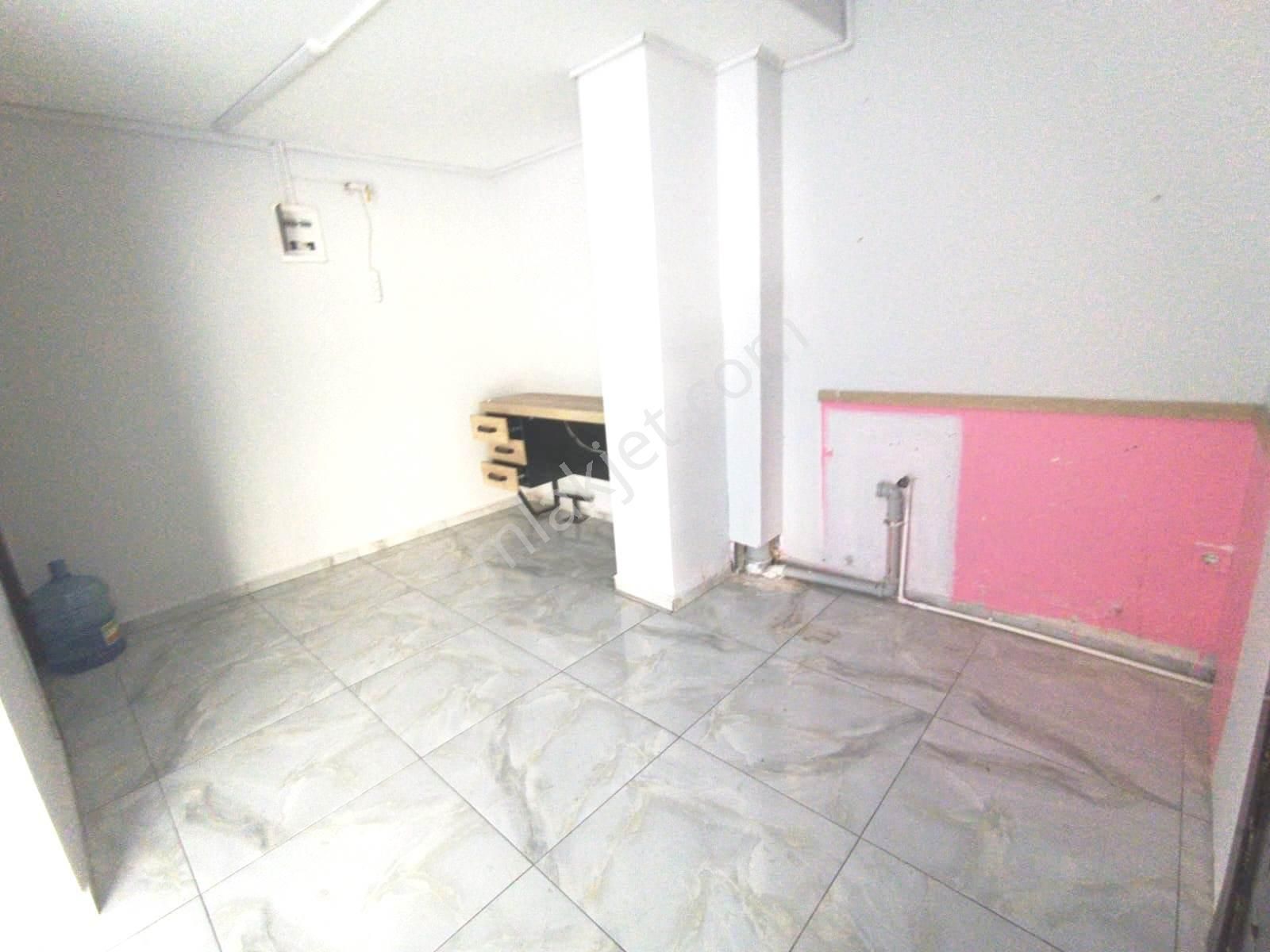 Satılık Dükkan Pendik Esenyalı Mahallesi - Görsel 4