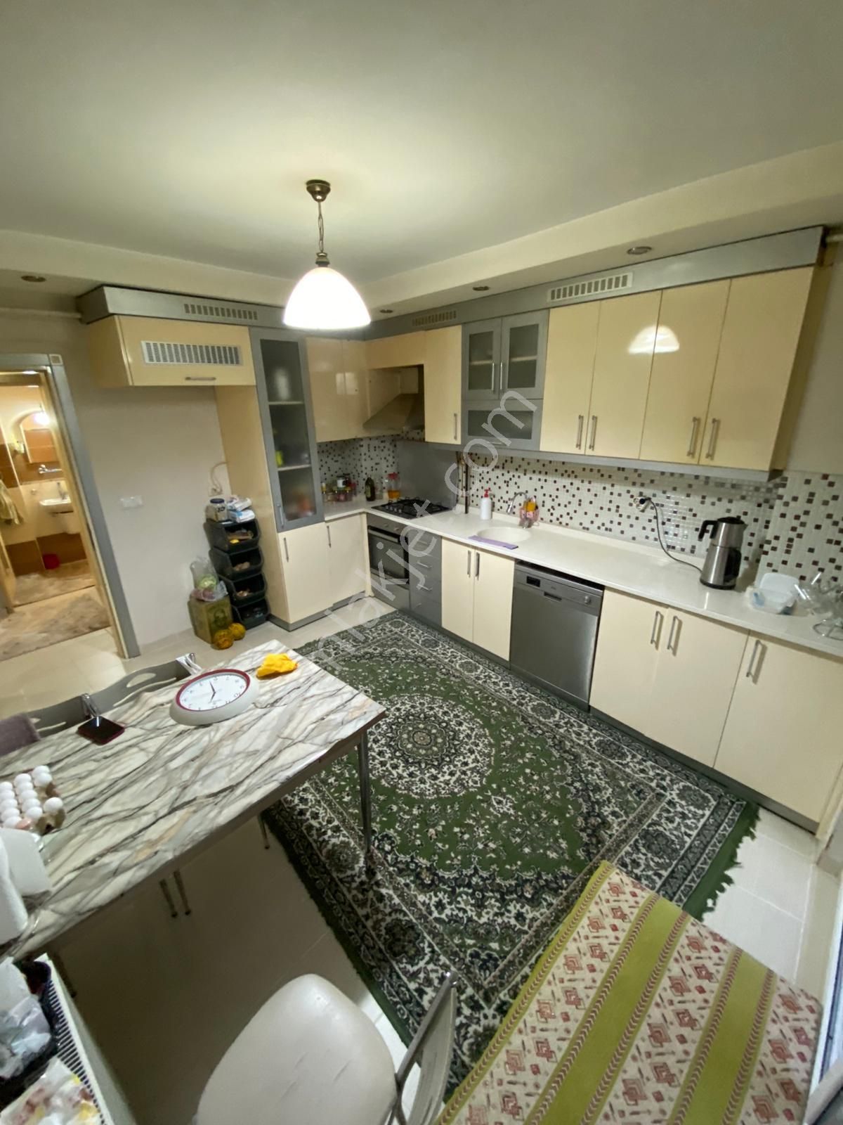 Kaan Emlaktan Feslikan Mahallesinde 3+1 10 Yıllık Satılık Daire - Görsel 30