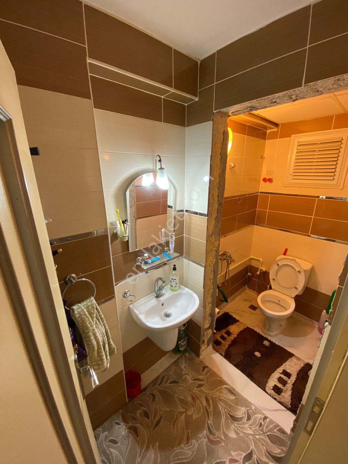 Kaan Emlaktan Feslikan Mahallesinde 3+1 10 Yıllık Satılık Daire - Görsel 19