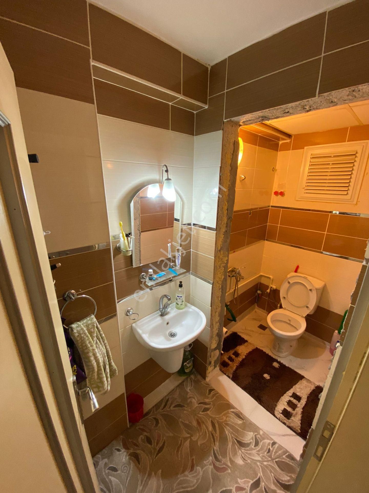 Kaan Emlaktan Feslikan Mahallesinde 3+1 10 Yıllık Satılık Daire - Görsel 17