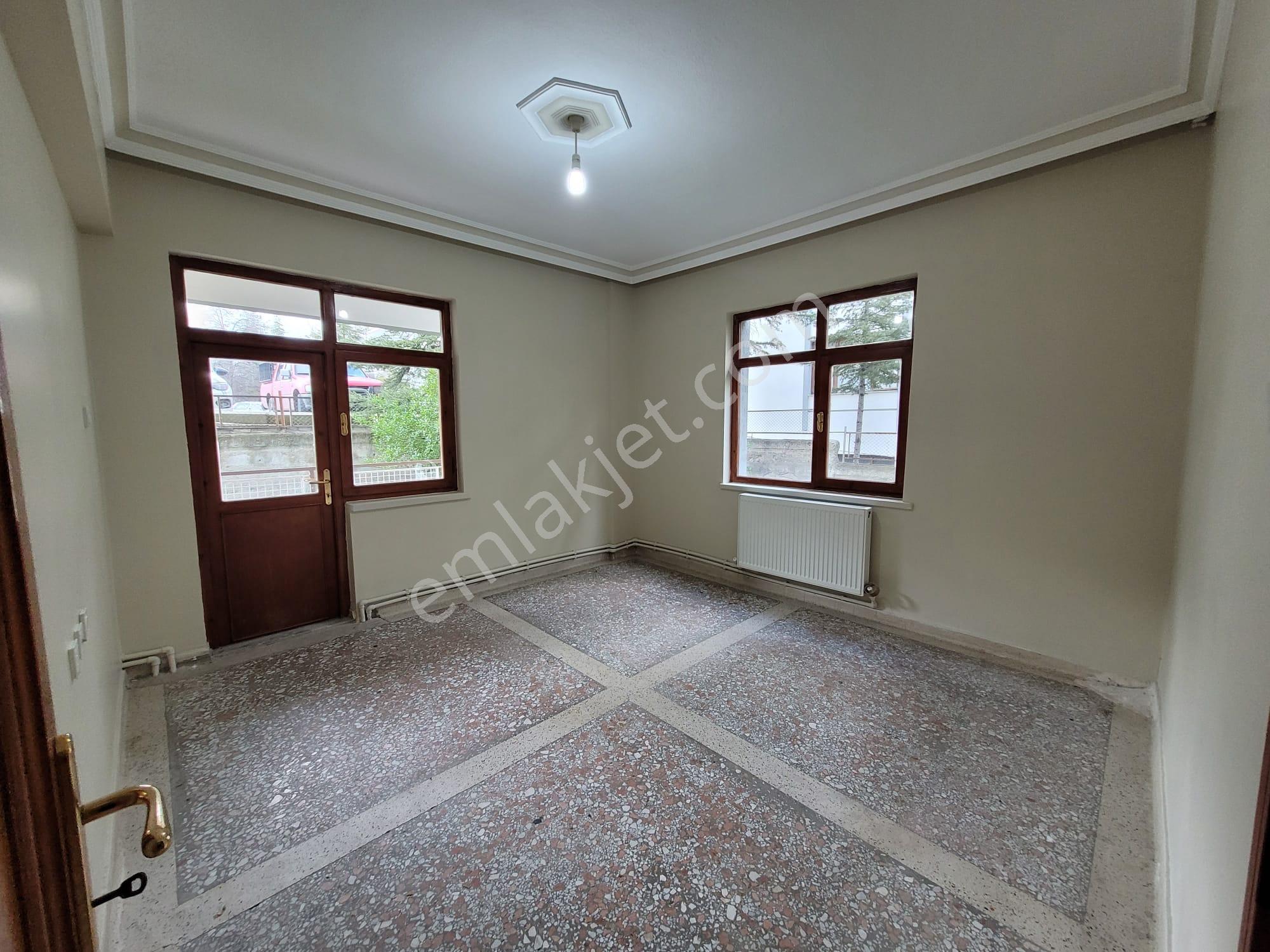 İpekyolu Gayrimenkul Hacıkara Yıldız Evlerinde Satılık 3+1 Daire - Görsel 27