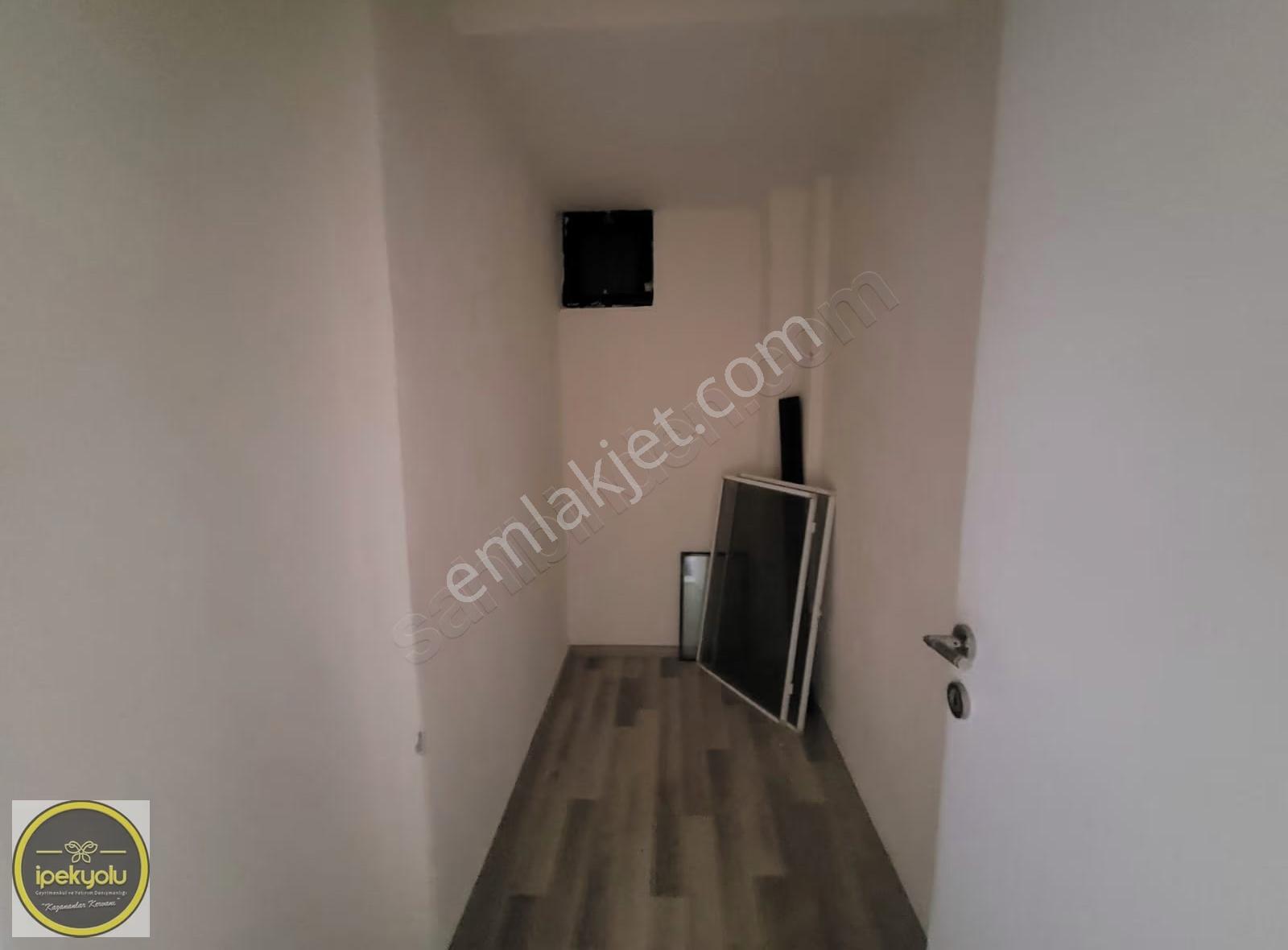 İpekyolu Gayrimenkul Hacıkara Terminal Yakını 3+1 Dubleks Daire - Görsel 33