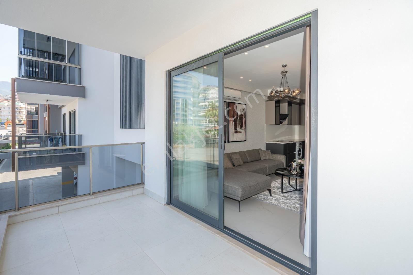 Summer Home'dan Obada 1+1 Eşyalı Satılık Daire - Görsel 2