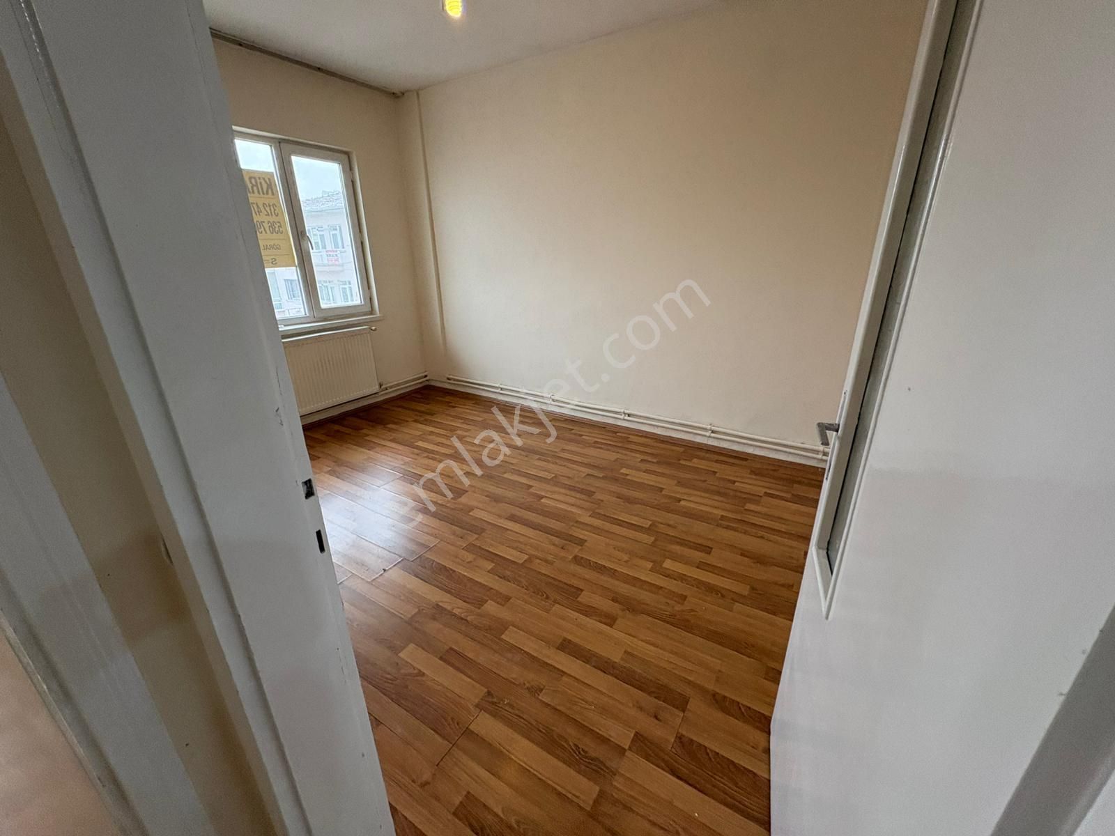 Göral Emlaktan Dikmen Caddesi Üzerinde 3+1 Ara Kat Yapılı Ön Cephe - Görsel 23