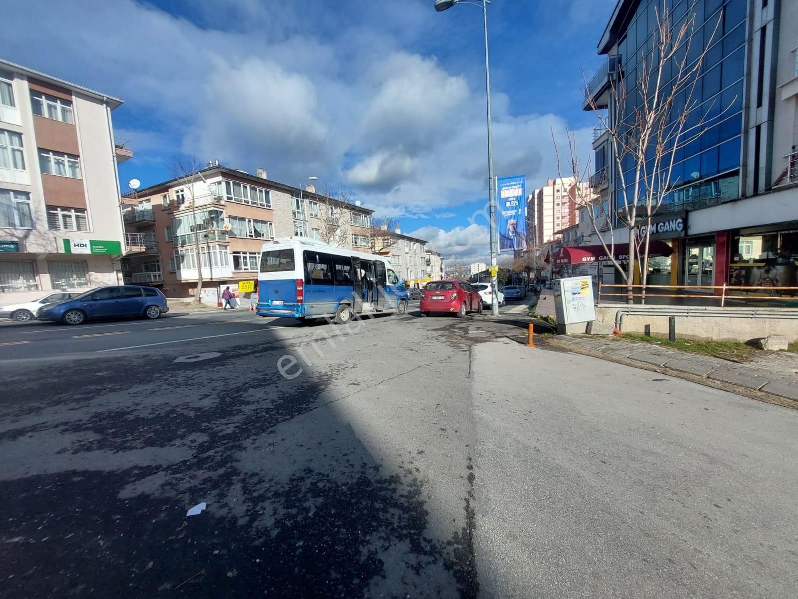 Göral Emlaktan Dikmen Caddesi Üzerinde 3+1 Ara Kat Yapılı Ön Cephe - Görsel 11