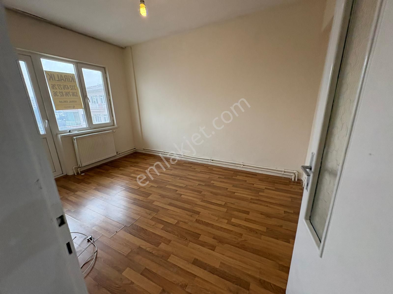 Göral Emlaktan Dikmen Caddesi Üzerinde 3+1 Ara Kat Yapılı Ön Cephe - Görsel 22