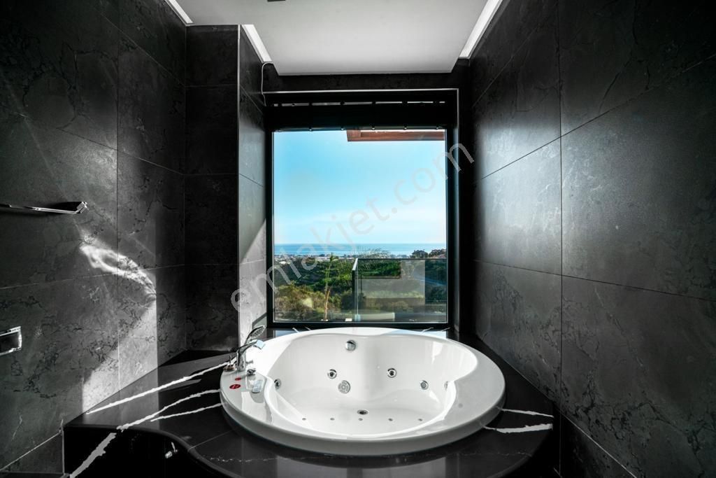 Summer Home'dan Kargıcakta Satılık Lüks Eşyalı 3+2 Villa - Görsel 18