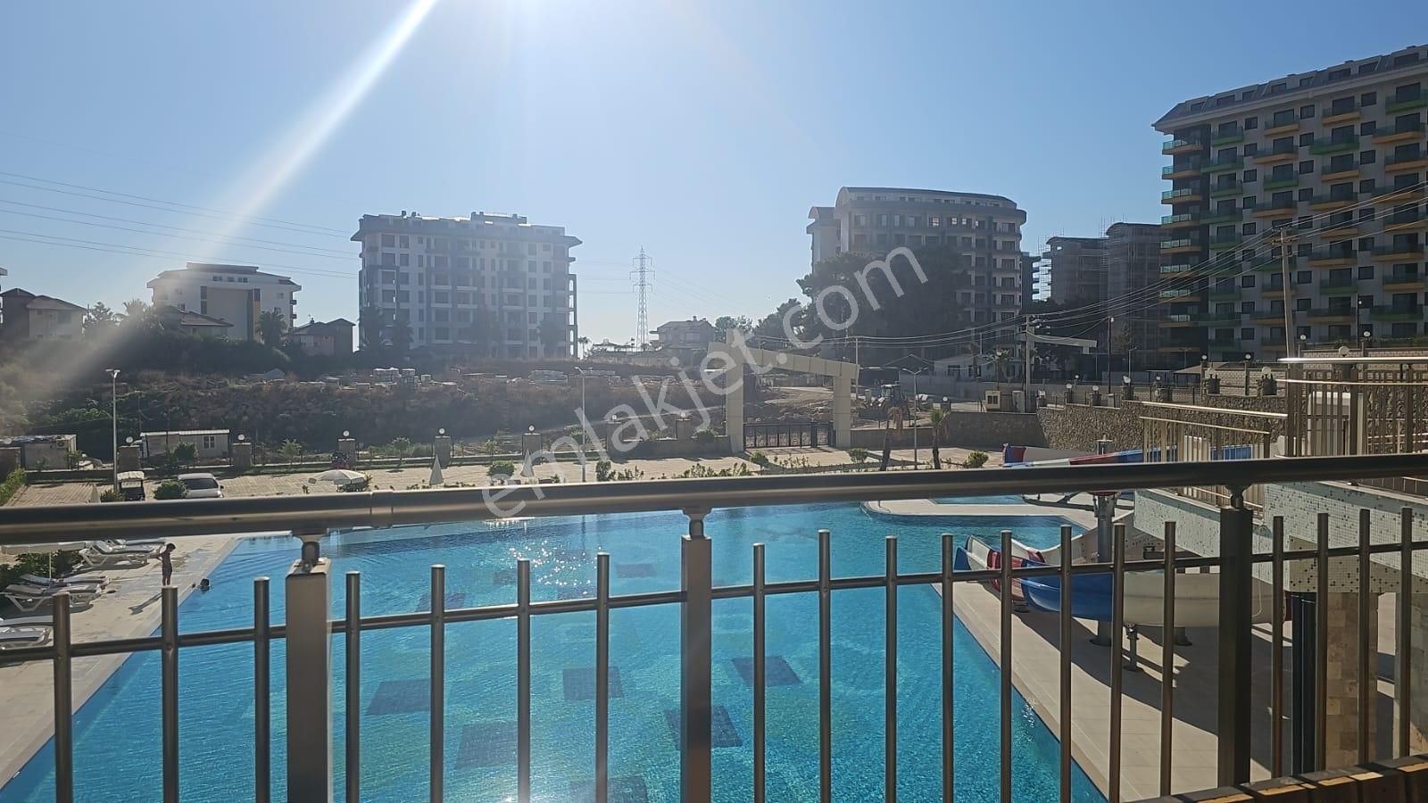 Avsallarda Satılık 1+1 Eşyalı Daire - Görsel 10