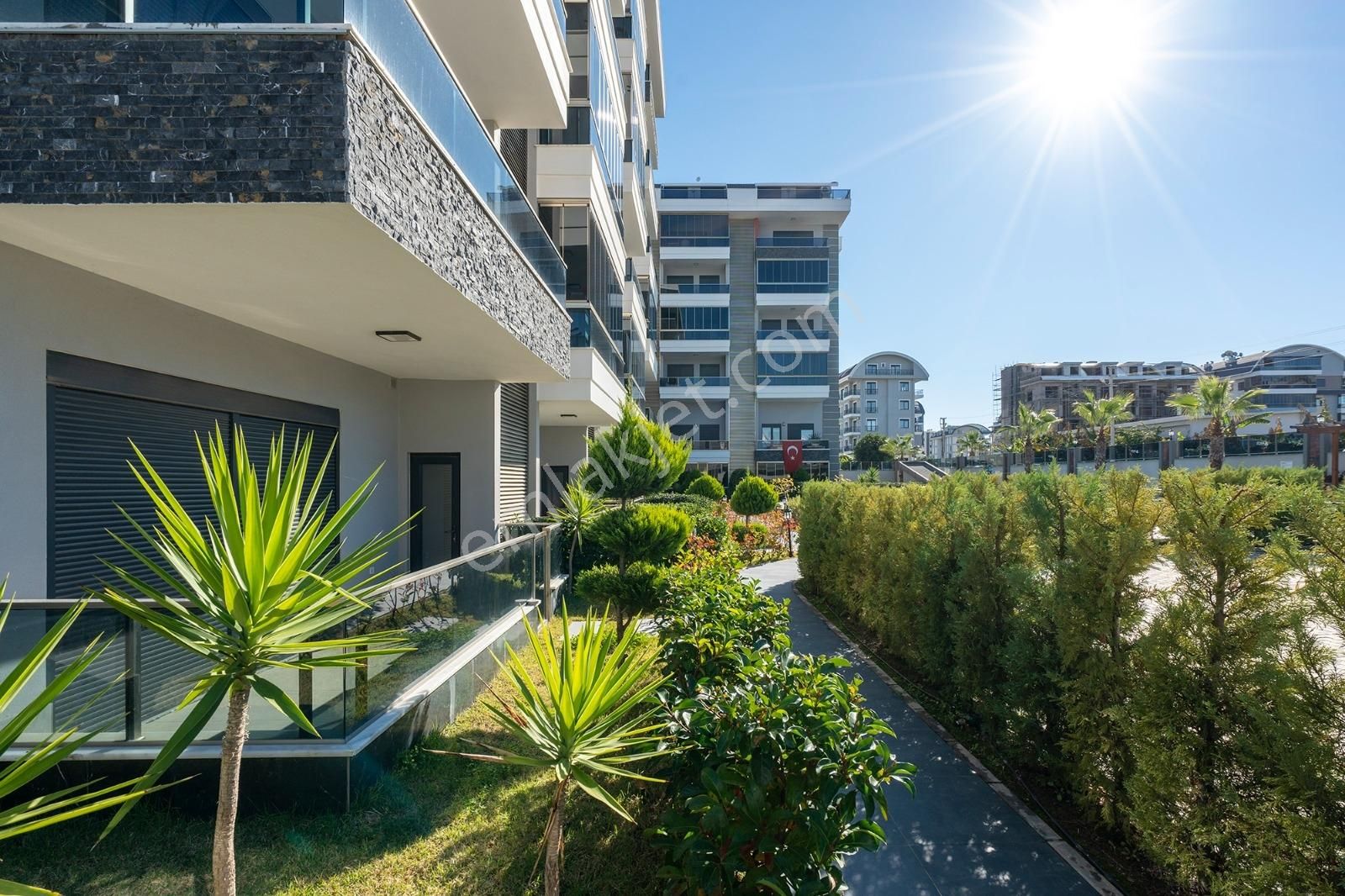 Kargıcakta Satılık Site İçerisinde Eşyalı 1+1 Satılık Daire - Görsel 5