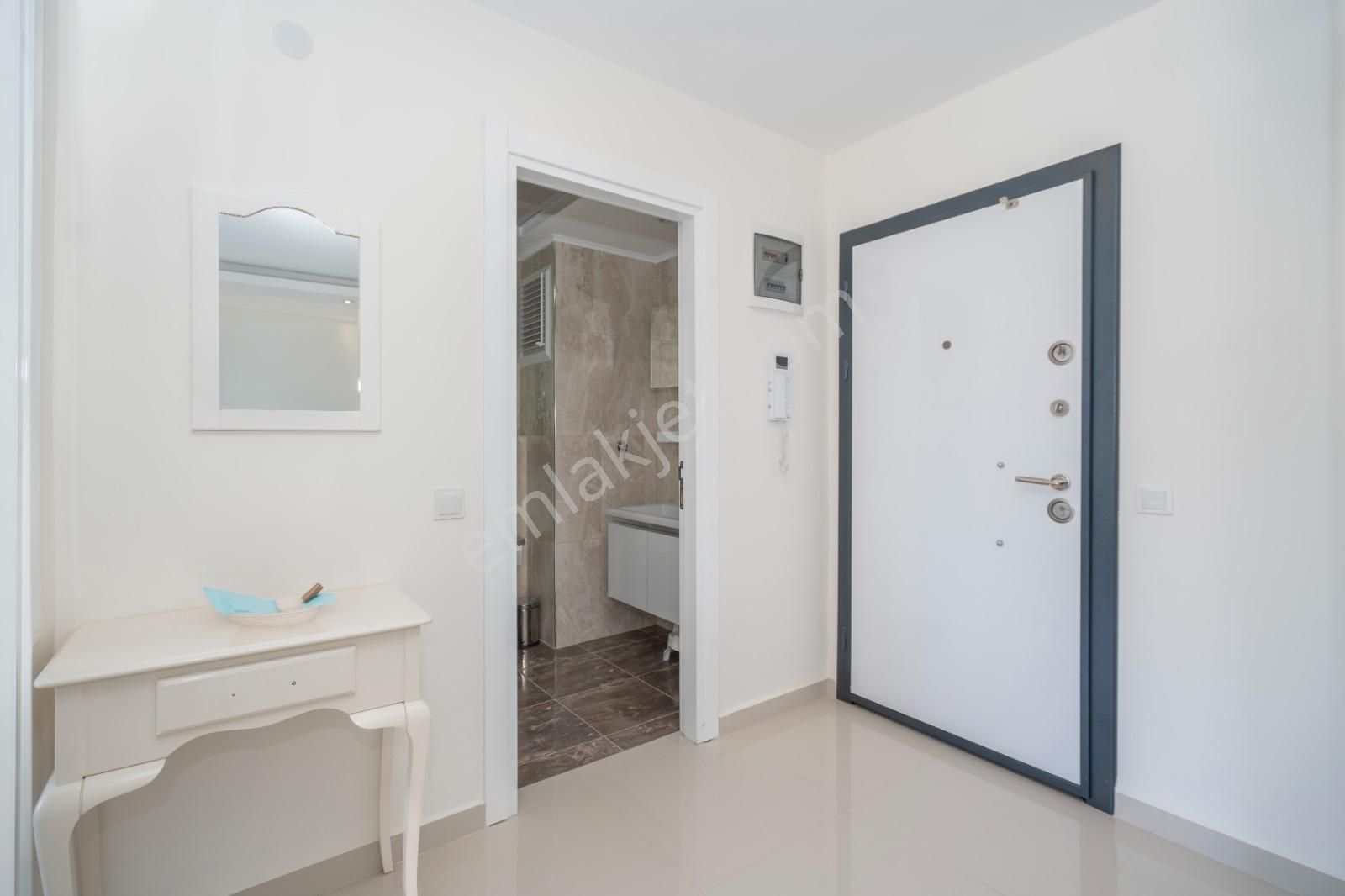 Summer Home'dan Satılık Eşyalı 1+1 Daire - Görsel 23