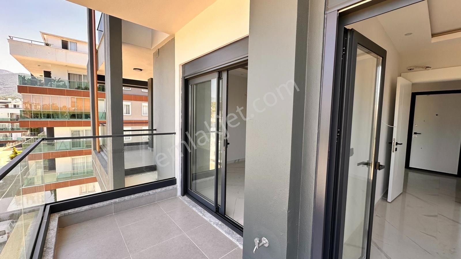 Kestelde Satılık 1+1 Boş Daire - Görsel 6