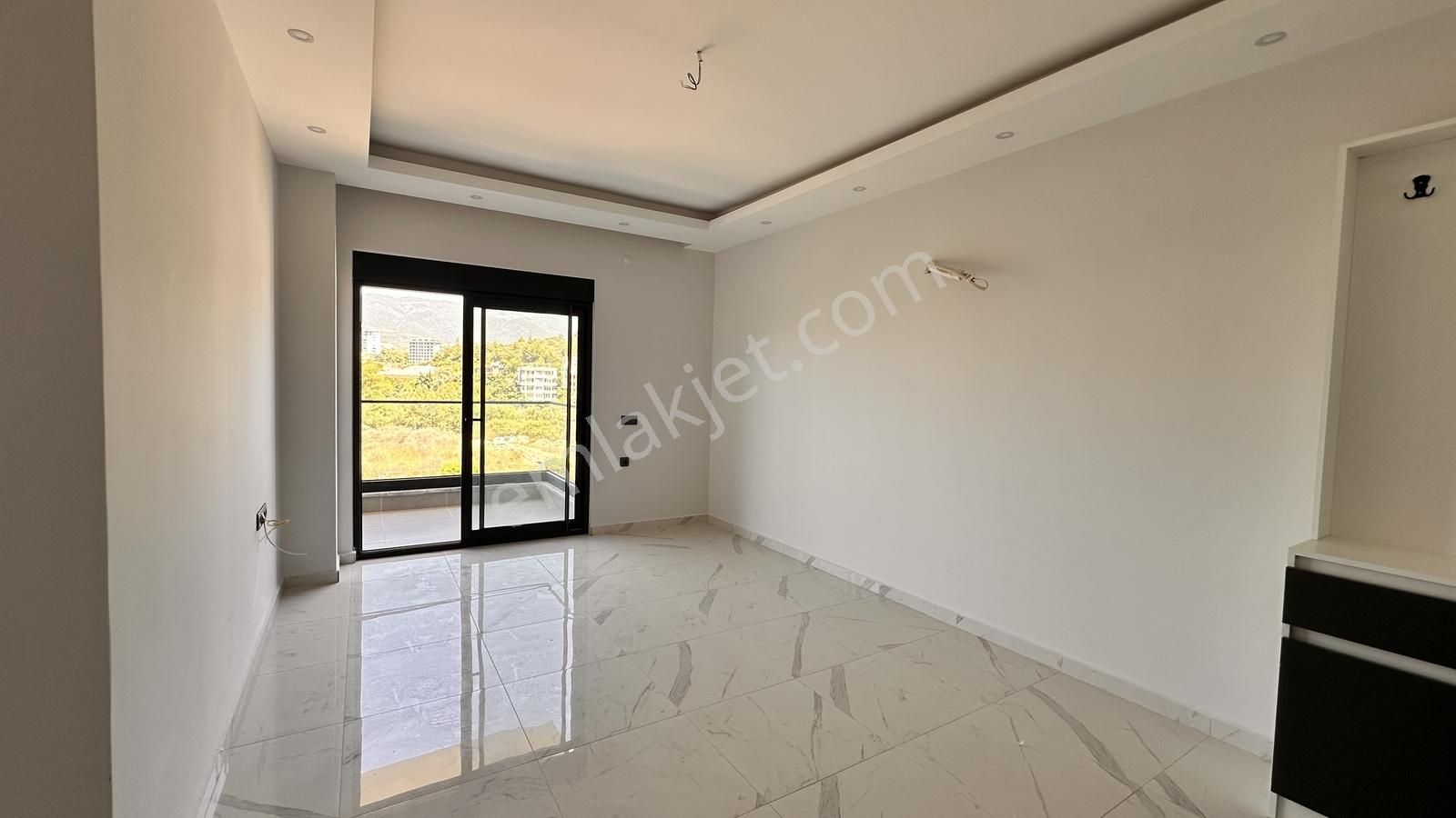 Kestelde Satılık 1+1 Boş Daire - Görsel 5