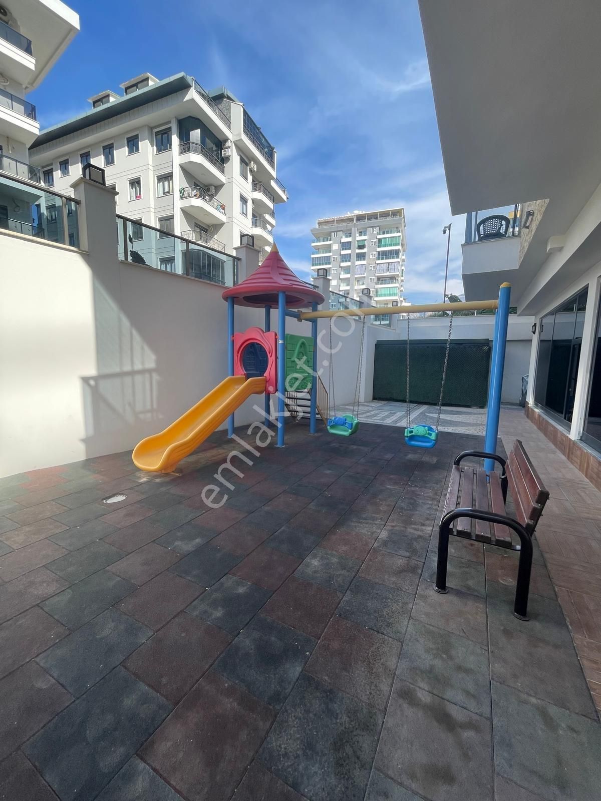 Mahmutlarda Satılık 1+1 Eşyalı Daire - Görsel 16